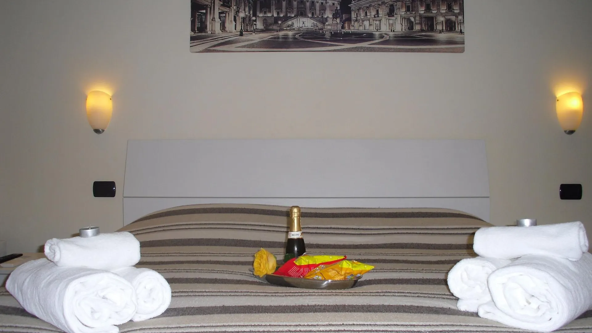 Cesar Vatican Rooms - Top Collection Guest house
